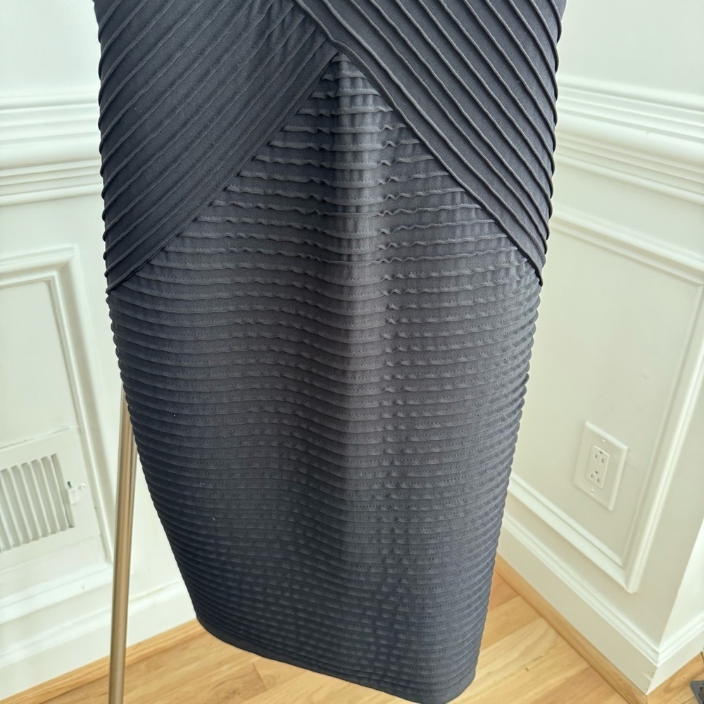 Calvin Klein Elegant Formal Black Lace Minimalist GraduationDress Size Small - Picture 6 of 7